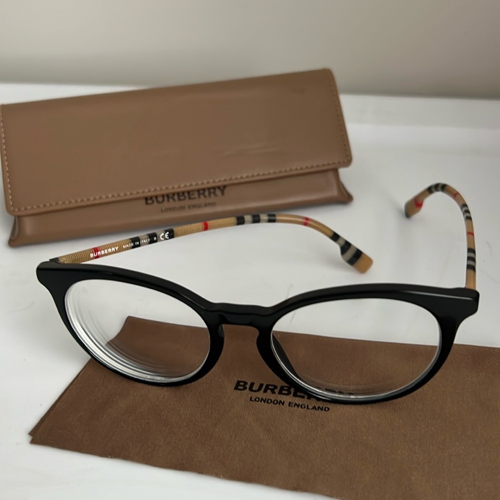 Burberry BE2318 Chalcot Glasses with Original Case and Dustcloth - BLACK - Picture 2 of 7